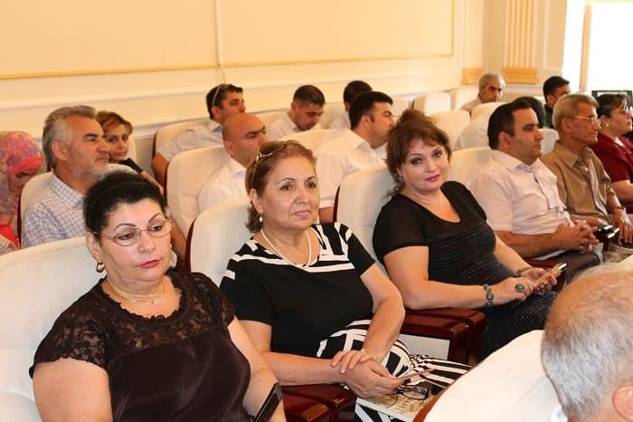 AMEA İctimai Elmlər Bölməsi ilə İqtisadiyyat İnstitutunun Elmi Şurasının birgə iclası 10.07.2015 8