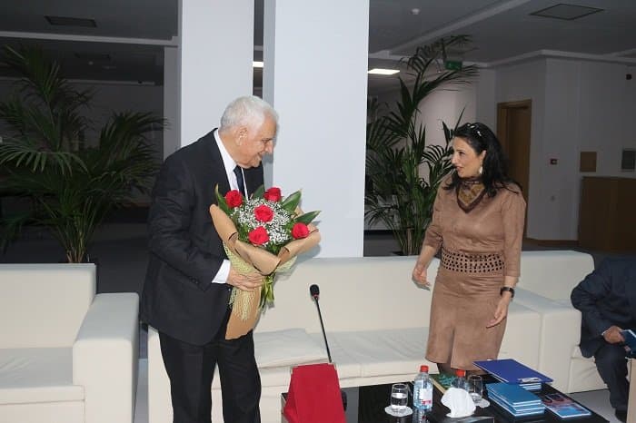 Xalq sairi Nəriman Həsənzadə ilə görüş 29.12.2015 11