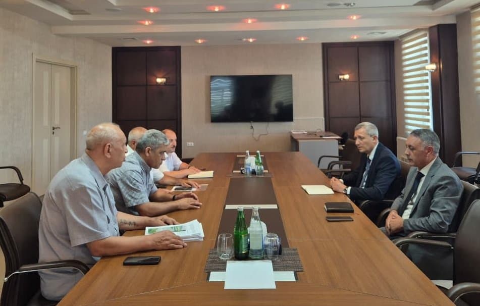 “Ağdaş rayonunun strateji sosial-iqtisadi inkişaf istiqamətləri” layihəsi üzrə müzakirələr aparılıb 2