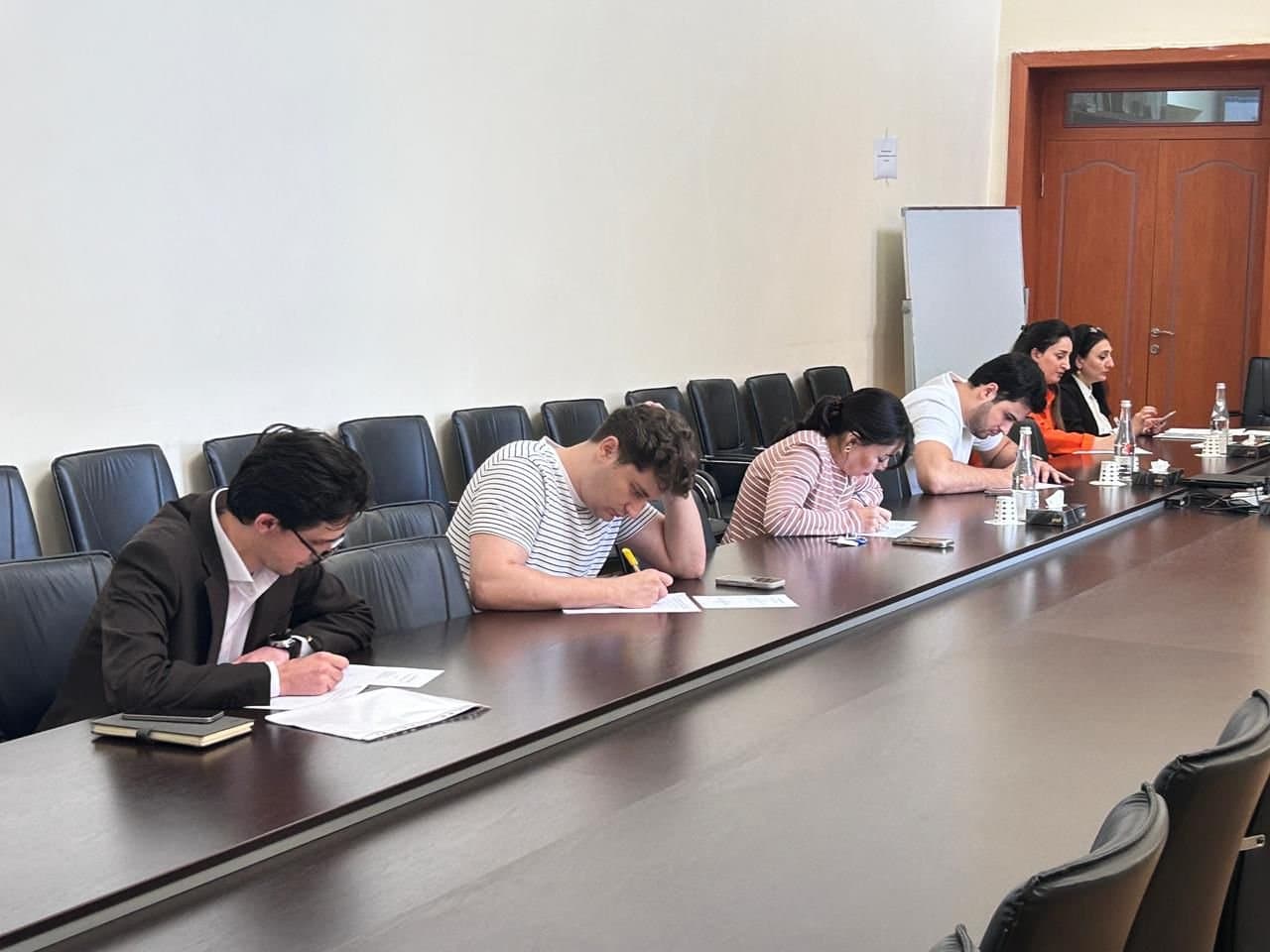 В Институте Экономики проходит весенняя экзаменационная сессия по специализированным предметам 2