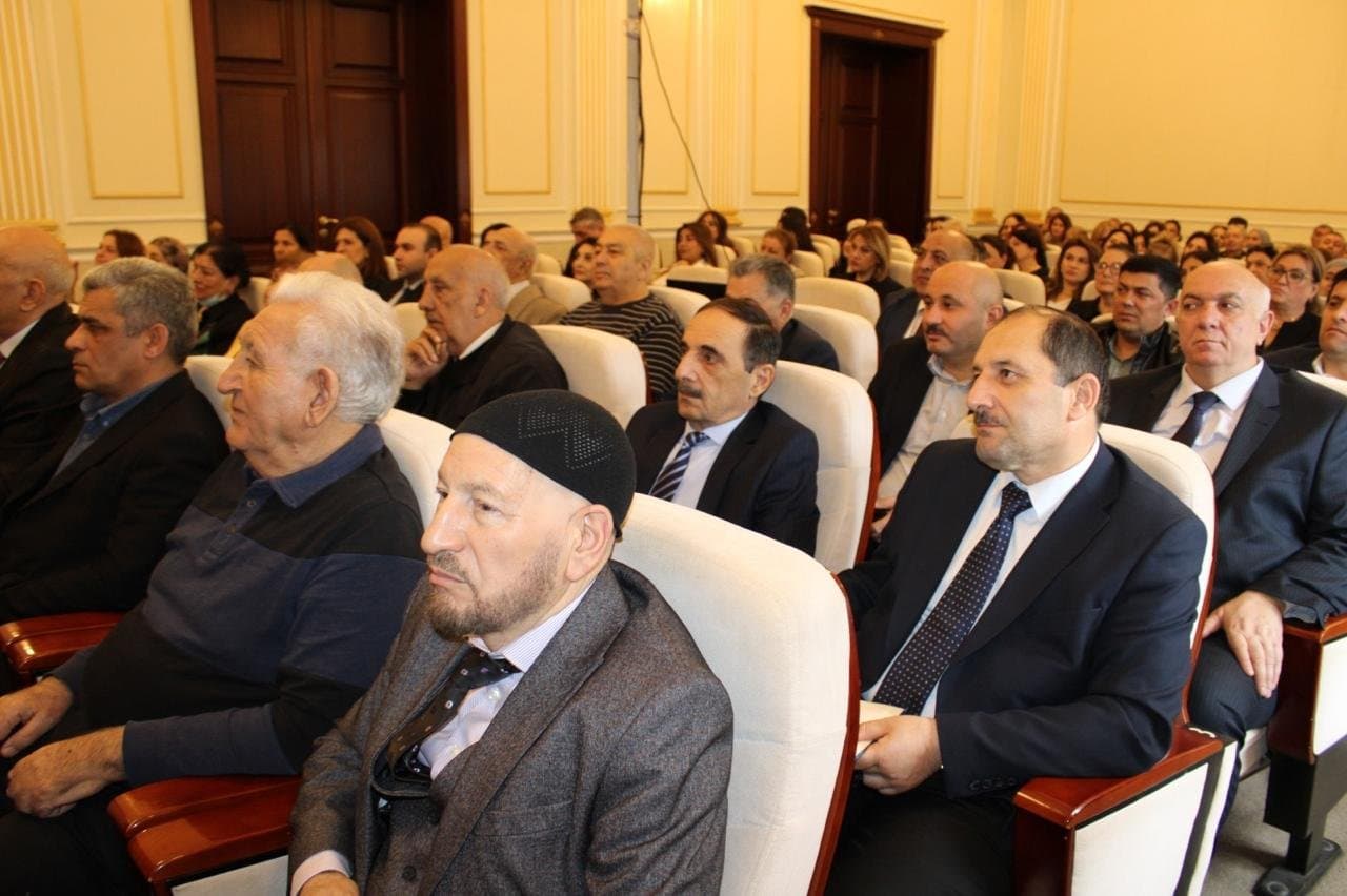 İqtisadiyyat İnstitutunun yaradılmasının 68 illiyi münasibəti ilə tədbir keçirilib 2