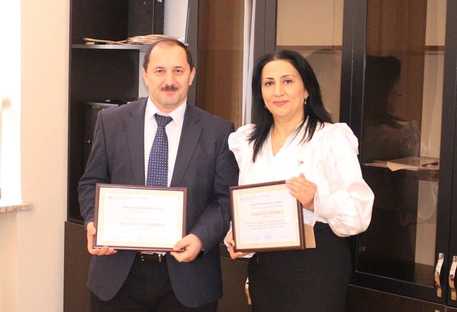 İqtisadiyyat İnstitutunda Zəfər Bayramına həsr olunmuş müsabiqənin qalibləri mükafatlandırılıblar 11