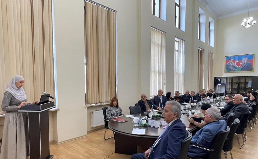 На заседании Ученого совета Института Экономики заслушиваются отчёты отделов 2