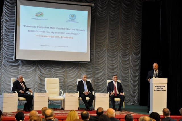 AMEA İqtisadiyyat İnstitutu və Mingəçevir Dövlət Universitetinin birgə təşkilatçılığı ilə elmi konfrans keçirilib 8