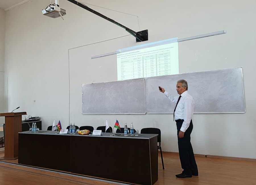 “Azərbaycan bölgələrinin maliyyə özünəyetərliyi” – mühazirə - AZƏRTAC